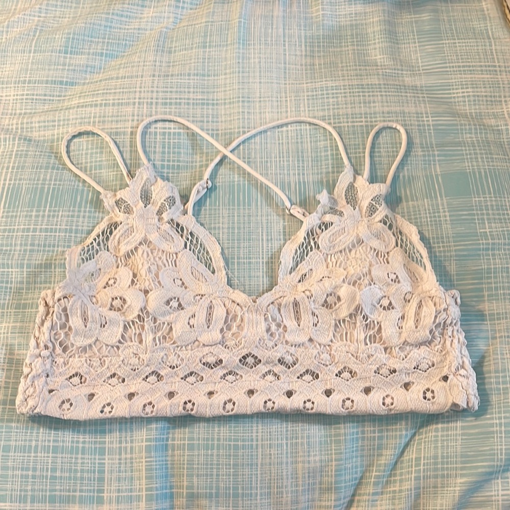 Hummingbird Bralette, white, size medium.